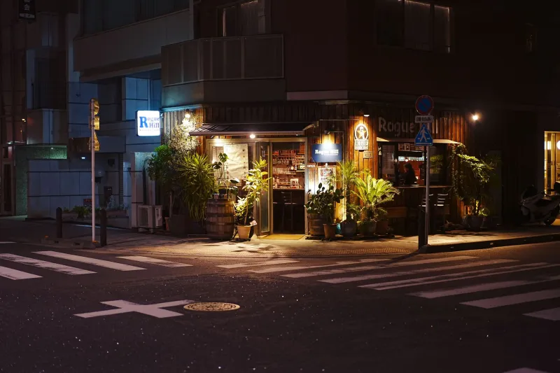 Surrounded by Strangers, Finally Not Alone: The Azabu Paradox Rewriting American Friendships