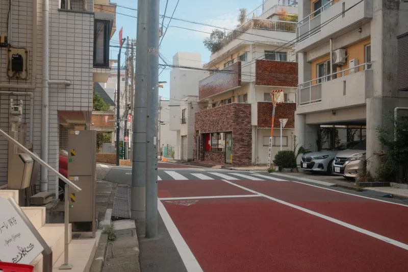 Paying More to Be Seen Less: The Strange Economics of American Life in Azabu